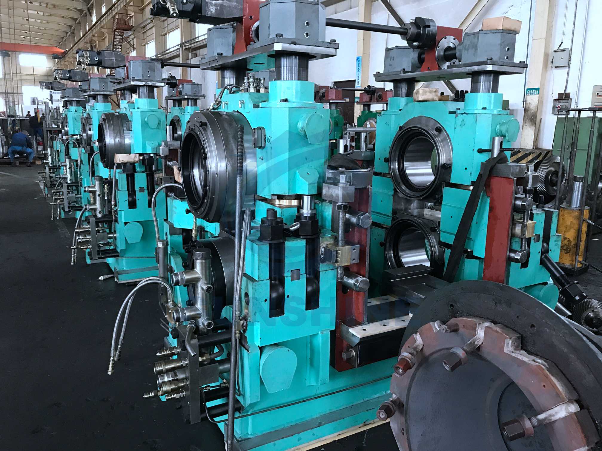 Intermediate mill